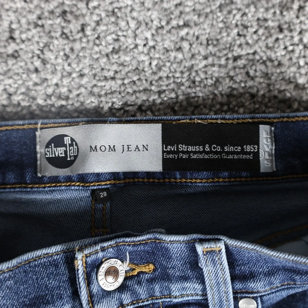 Levi's SilverTab Mom Jeans Women's 28x27 Dark Wash High Rise Tapered Denim